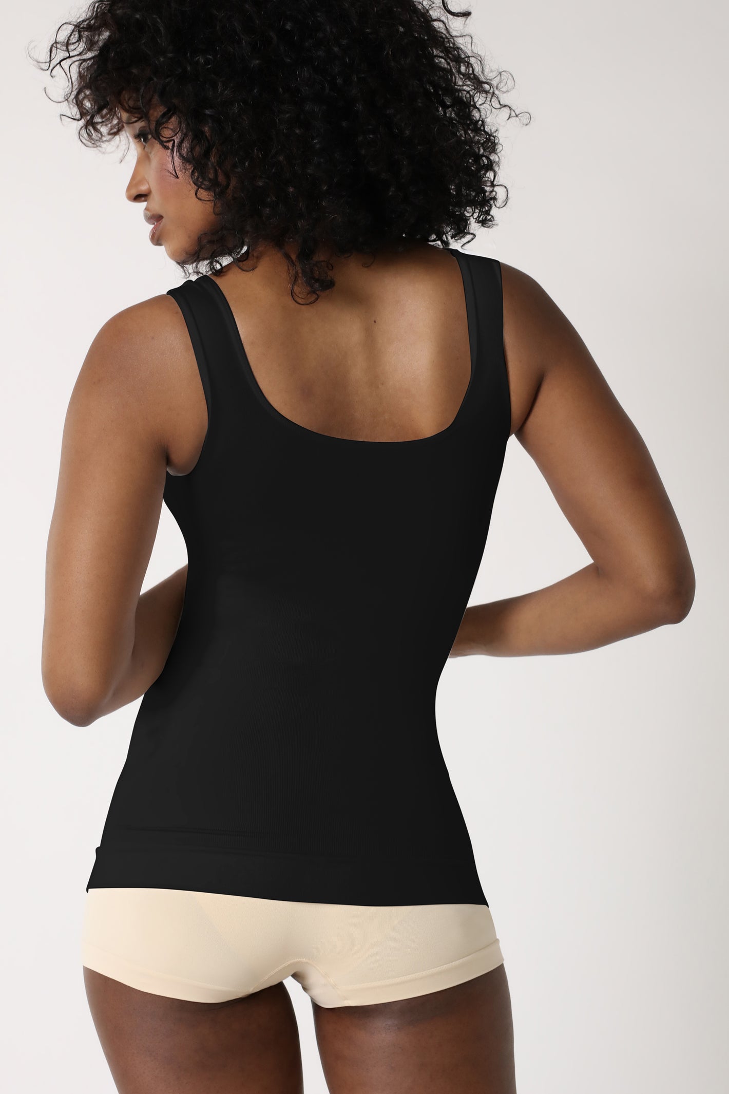 shaping tank top with wide straps - Black