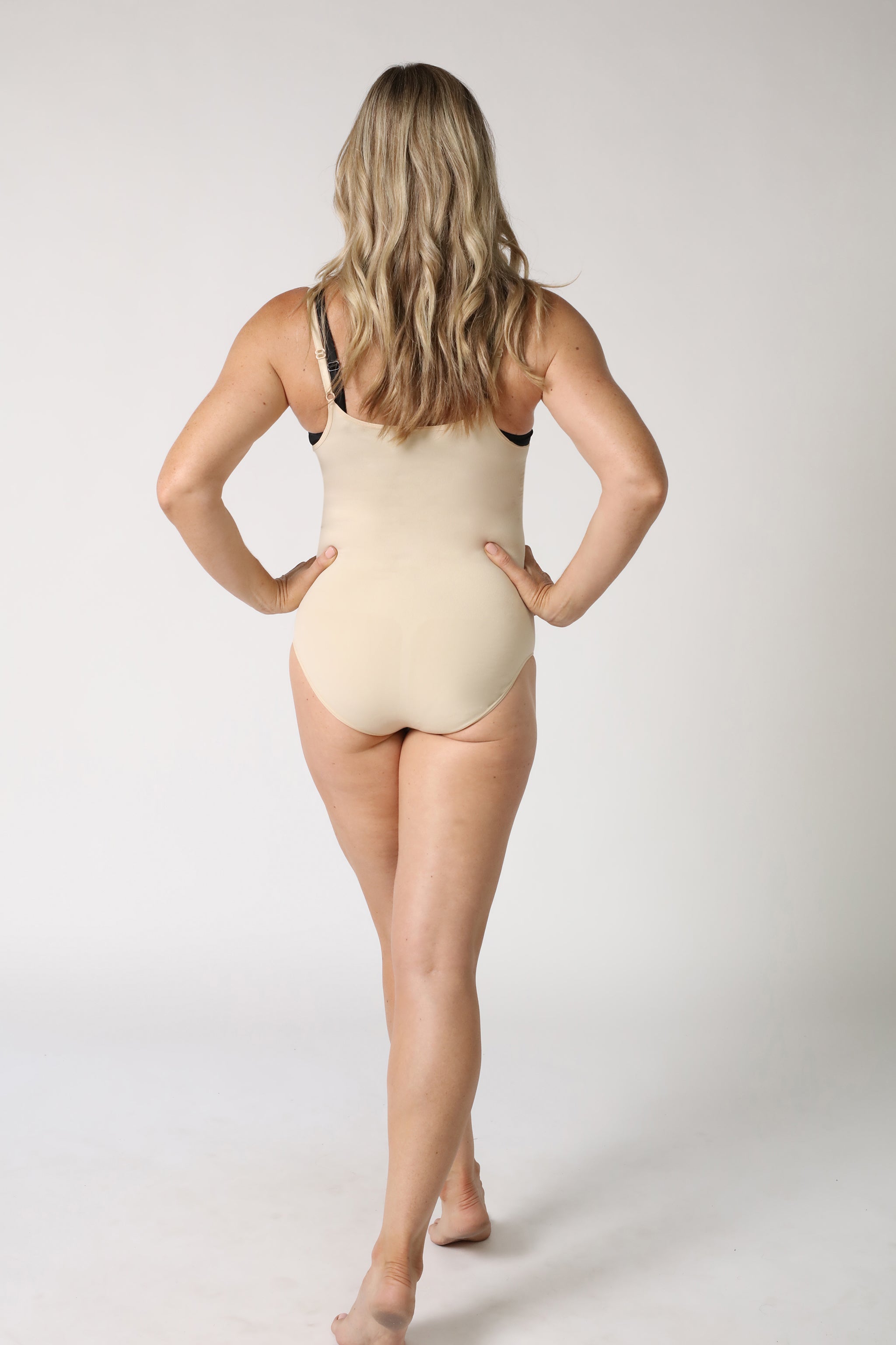 underbust bodysuit back view - Nude